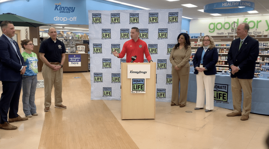 Donate Life NYS and Kinney Drugs host statewide event to promote organ and tissue donation