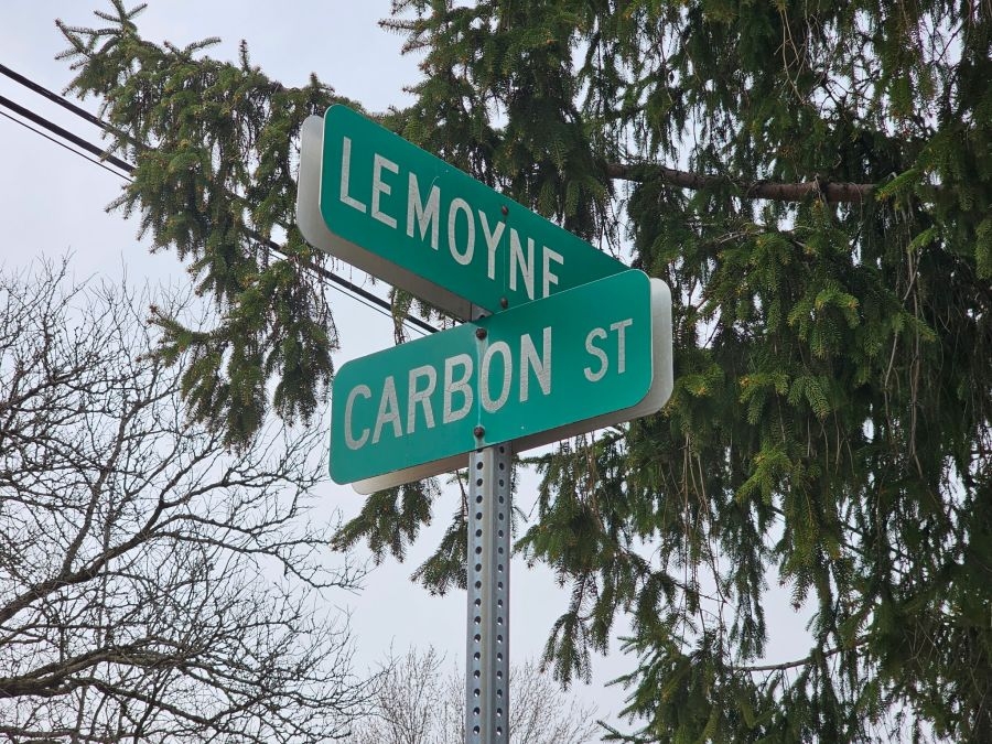 11 people without a home after fire in Syracuse