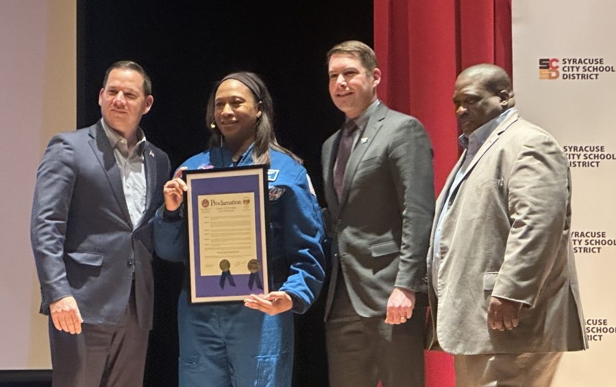 Mayor, County Executive declare it ‘Jeanette Epps' Day in Syracuse, Onondaga County