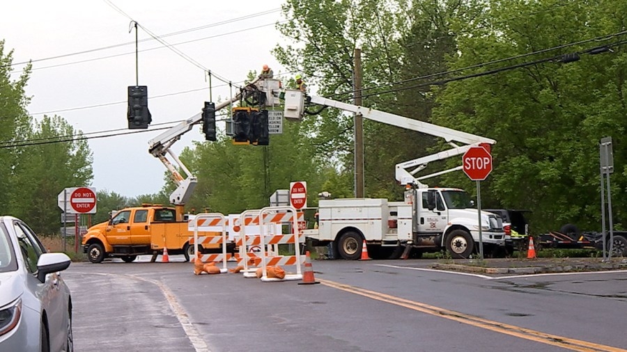 Your Stories Update: New traffic light installed at ‘dangerous' intersection