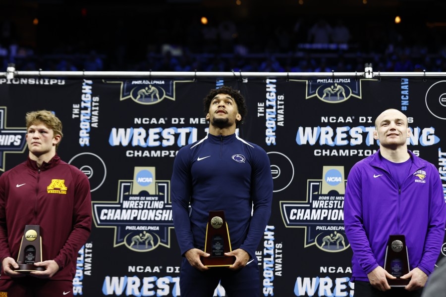 Carter Starocci & Mitchell Mesenbrink named finalists for Hodge Trophy