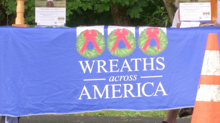 Wreaths Across America exhibit comes to Clearfield