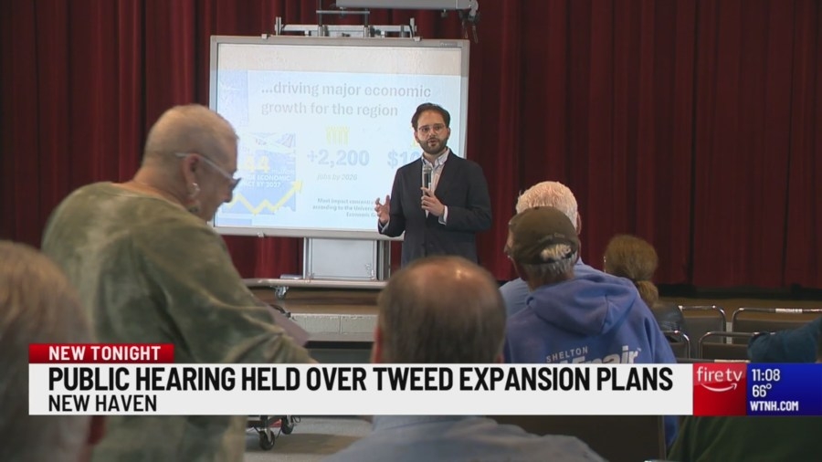 Tweed officials meet with New Haven residents to discuss airport expansion