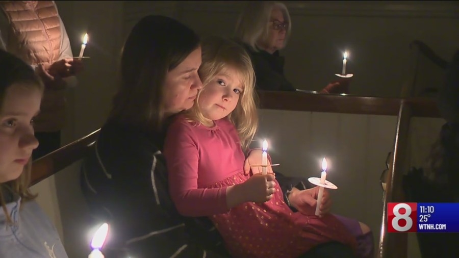 Candlelight vigil in Old Lyme raises money for IRIS