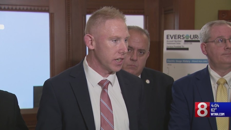 Republicans walk out of Senate in protest of vote for top utility regulator