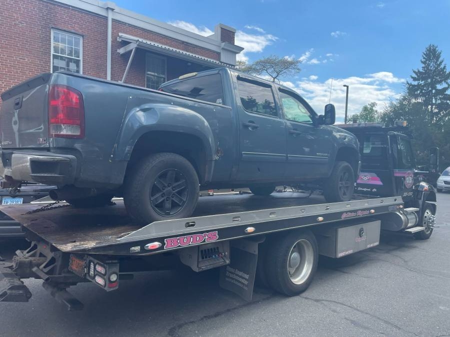 4 people charged in connection to Fairfield street takeover