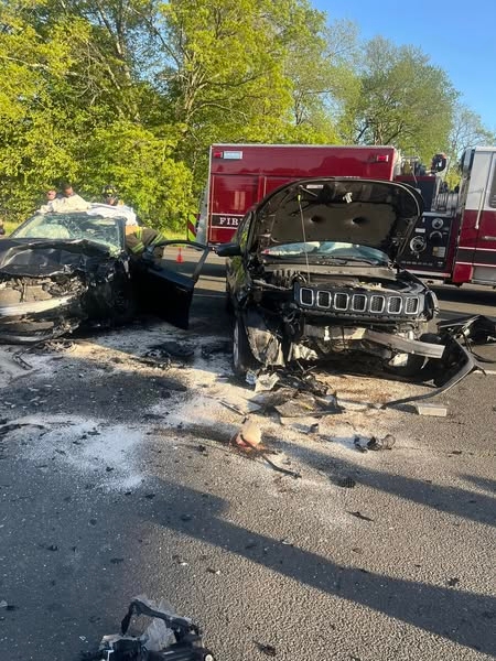 2 people in critical condition after crash in Milford
