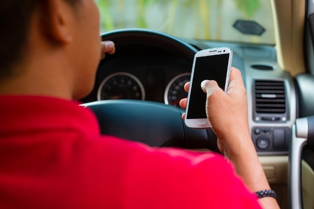 CTDOT announces campaign to keep roads safe from distracted driving