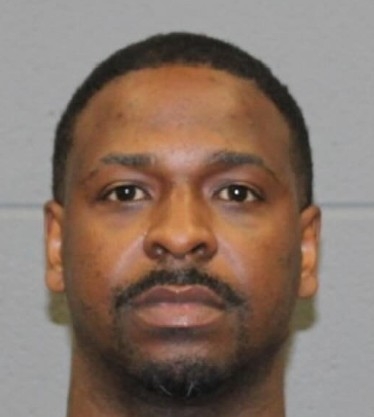 Waterbury man charged with drug, gun, vehicle offenses