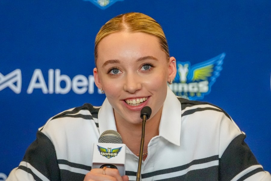 Hometown renames itself after Paige Bueckers