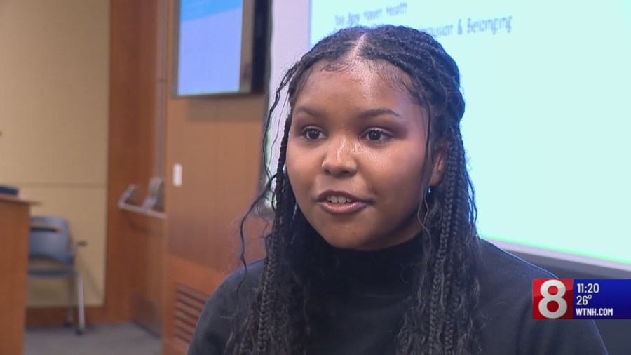 Yale New Haven Health gives out book awards to high school students