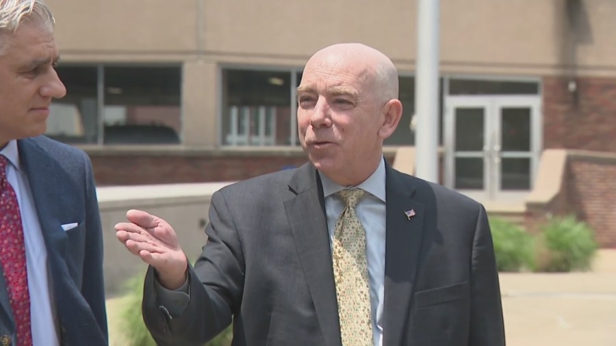 Kent Mahwinney says he doesn't know what happened to Jennifer Farber Dulos