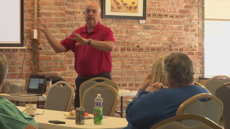 Pastor opens dialogue on Christianity and LGBTQ+ in Rockford