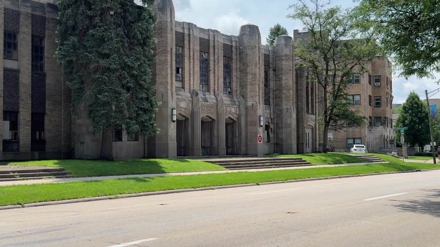 EPA funds $1.5M for Rockford Armory cleanup for new artists' studio