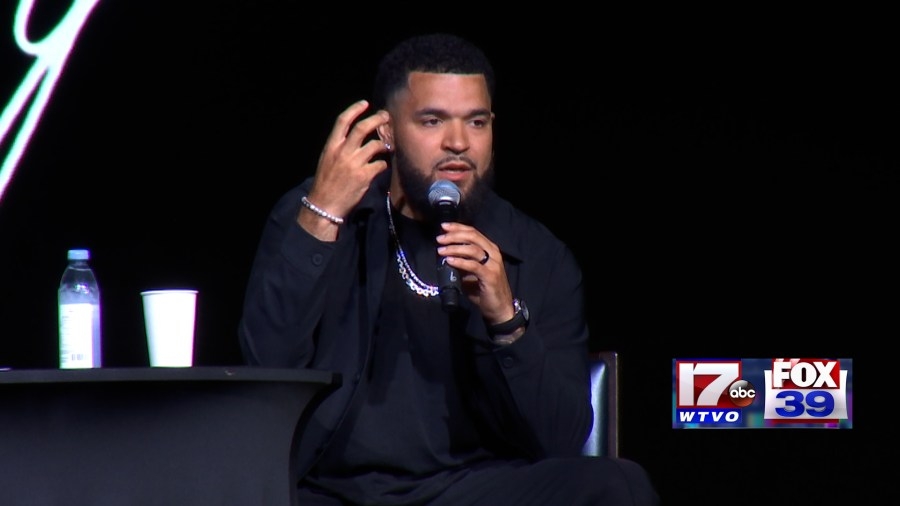Local residents gain more insights into Fred VanVleet with his appearance at the Diamonds Storytelling Gale in Rockford