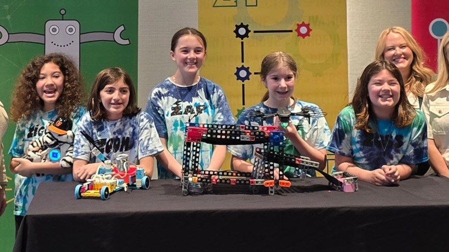 All-girl team from Rockford middle school wins national STEM competition
