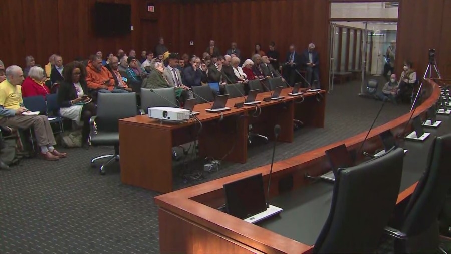Illinois lawmakers hold first hearing on medically-assisted suicide bill