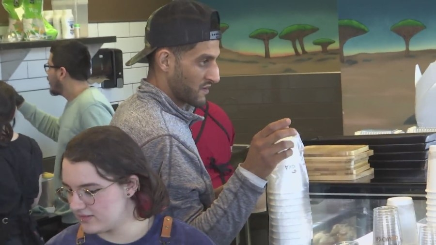 Growing Arab community in Rockford attracts new businesses and families