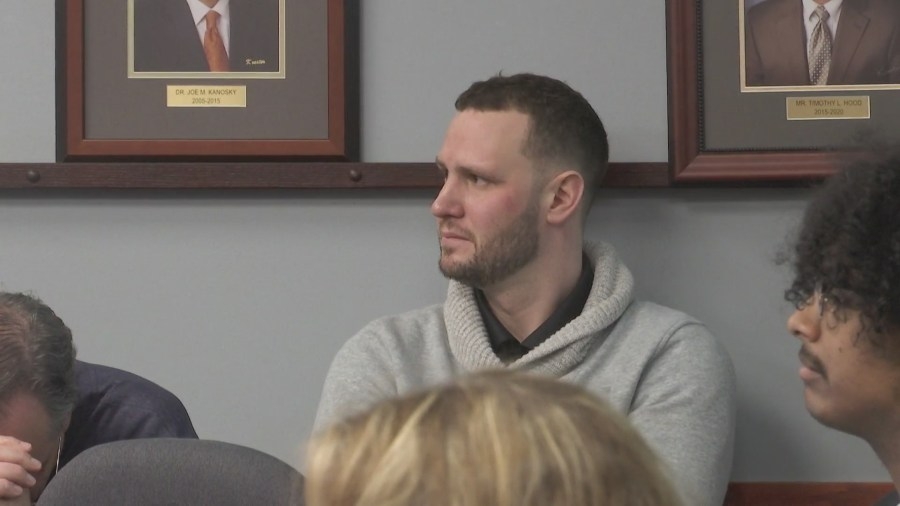 Highland Community College fires head men's basketball coach for misconduct