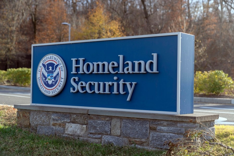 ‘Not a random operation': Residents, officials alarmed after possible ICE activity in Rockford