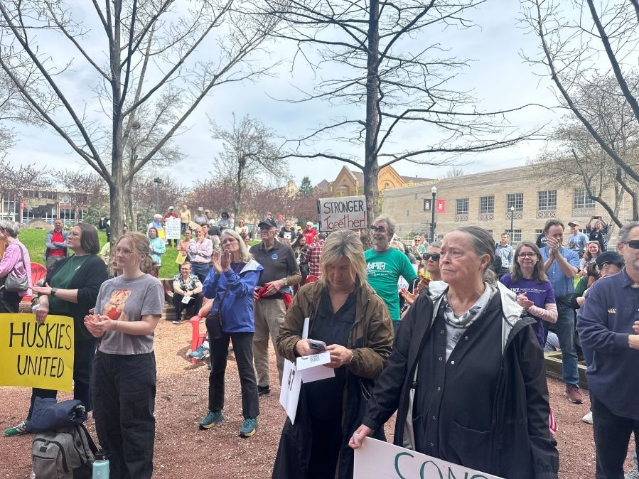 NIU demonstrators protest after 5 students' visas revoked by White House
