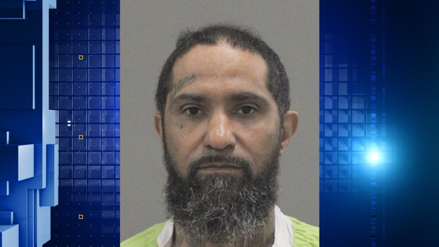 ISP raid results in weapon, cocaine charges for Rockford felon