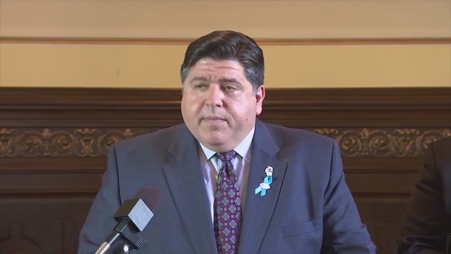 Illinois KIND Act makes relatives eligible for DCFS benefits for child care