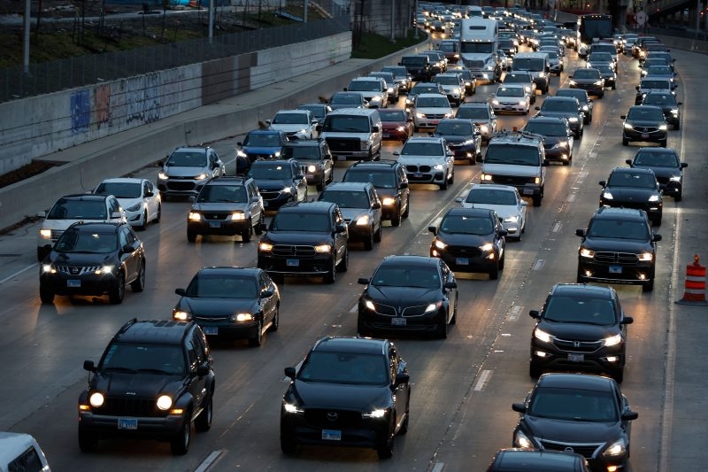 Illinois small business advocates warn of exodus over proposed emissions standards