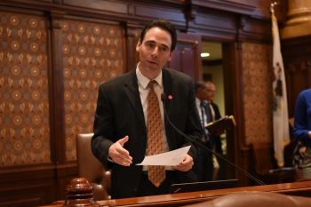 Stadelman pushes to eliminate degree requirements for Illinois state jobs