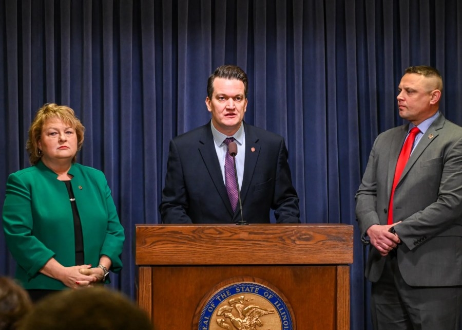 Illinois lawmakers propose repeal of TRUST Act, cooperation with ICE