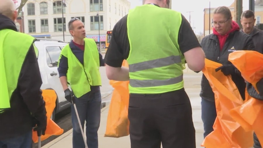 Rockford businesses join forces to clean up Midtown on Earth Day