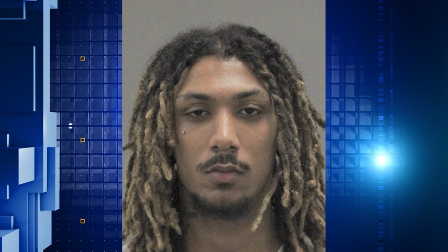 Rockford man endangers teens while leading officers on near 100 mph chase: Deputies