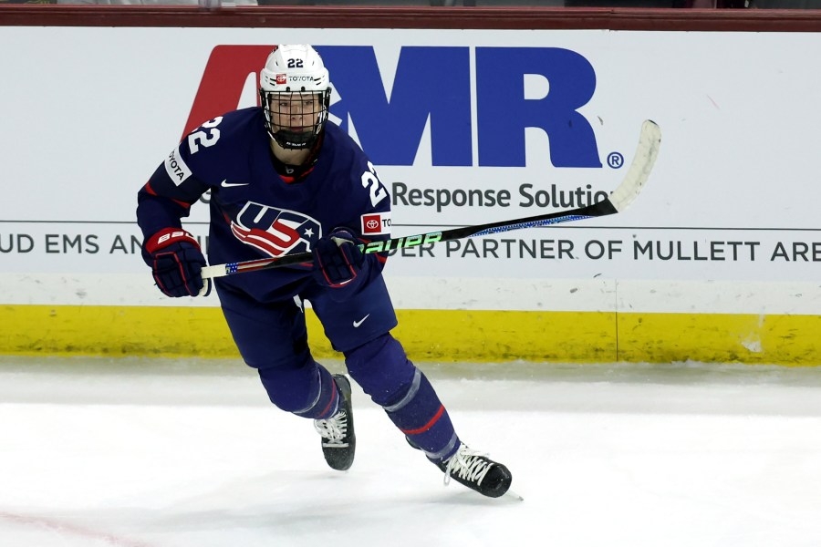 Illinois hometown celebrates Team USA's Tessa Janecke's winning goal in Women's Ice Hockey Championship