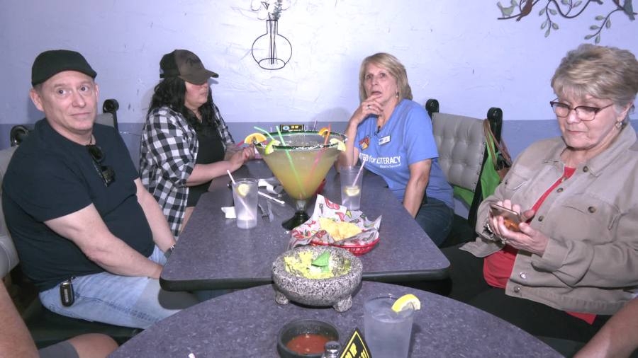 Mexican restaurant in Rockford unveils Illinois' largest margarita