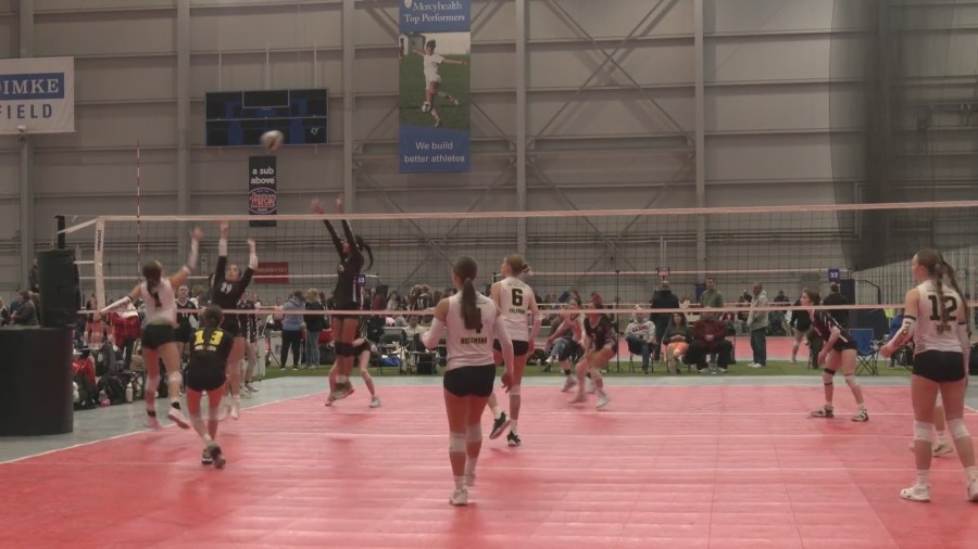 Rockin' Rockford volleyball tournament brings in over $800,000 in two days