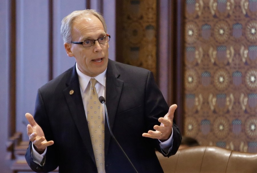 Lawmakers demand to know how much Illinois is spending on non-citizens