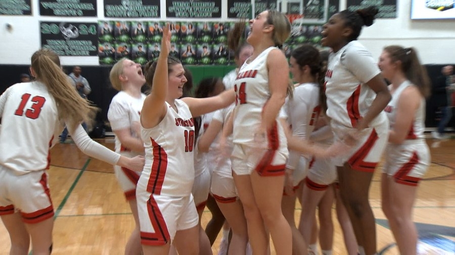 Stillman Valley comes from behind to edge Byron and claim the 2A Rock Falls Sectional