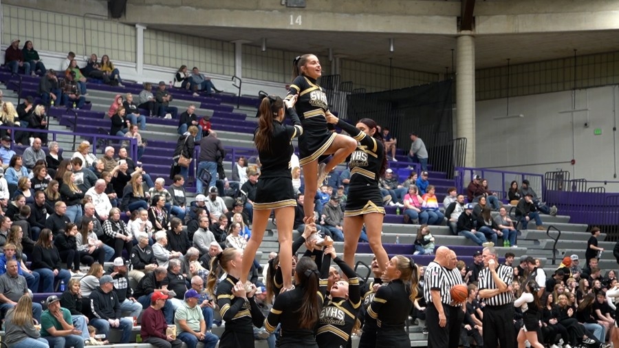 Local cheerleader commits to prestigious cheerleading program