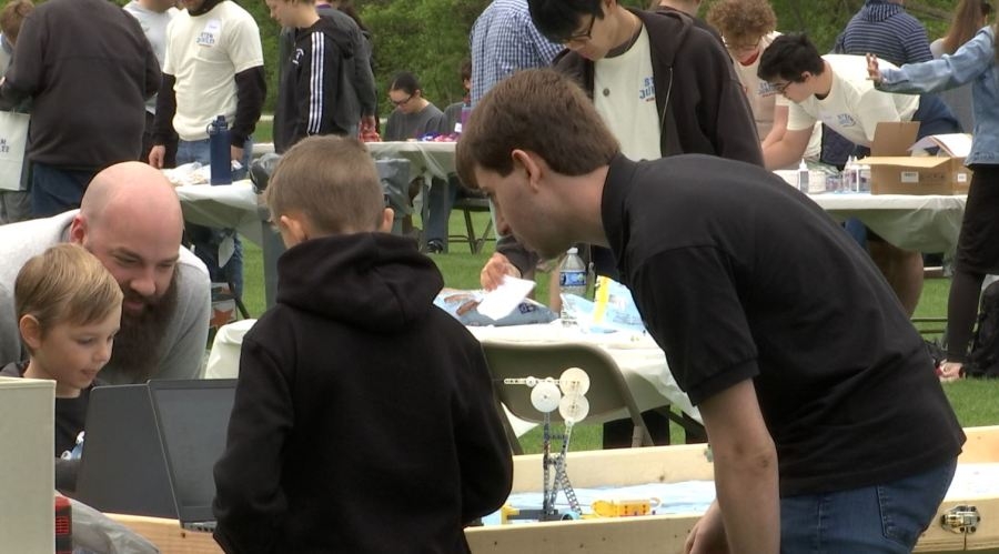 Rose-Hulman hosts a day full of STEM activities for local students