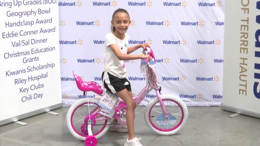 Local Kiwanis Club gave away bikes to elementary school scholars