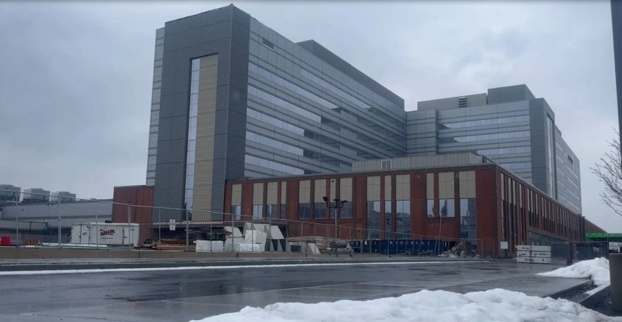 Wynn Hospital lifts restrictions for maternity, pediatric wards