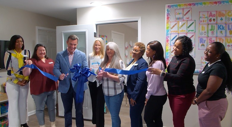 Volunteers of America surprises Sorrento preschool with $15K classroom makeover