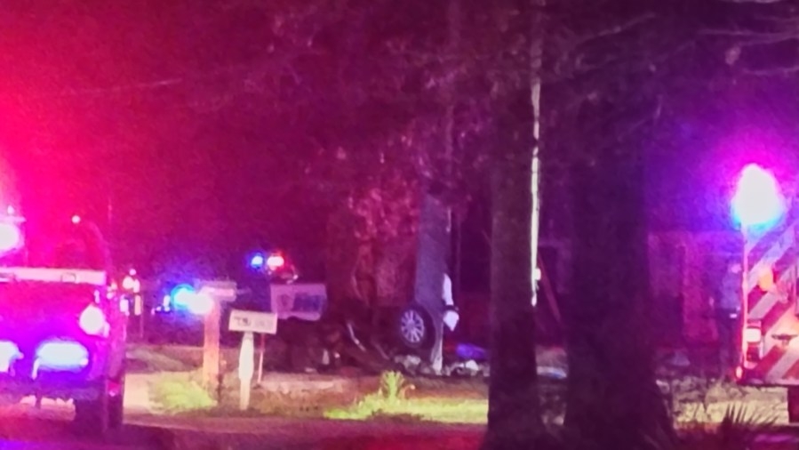 Denham Springs High School student hurt in crash that left 2 dead, school officials confirm