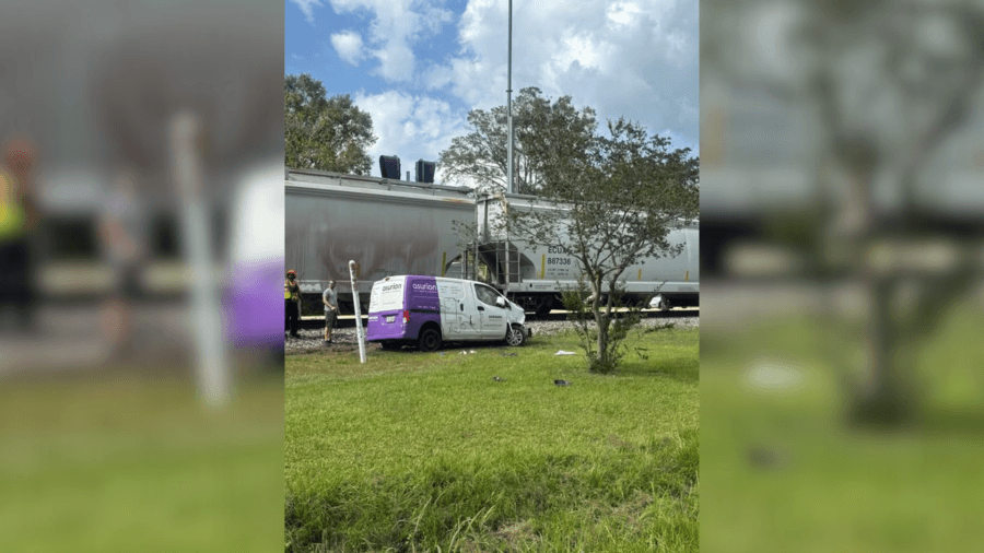 1 injured after train hits vehicle in Livingston Parish