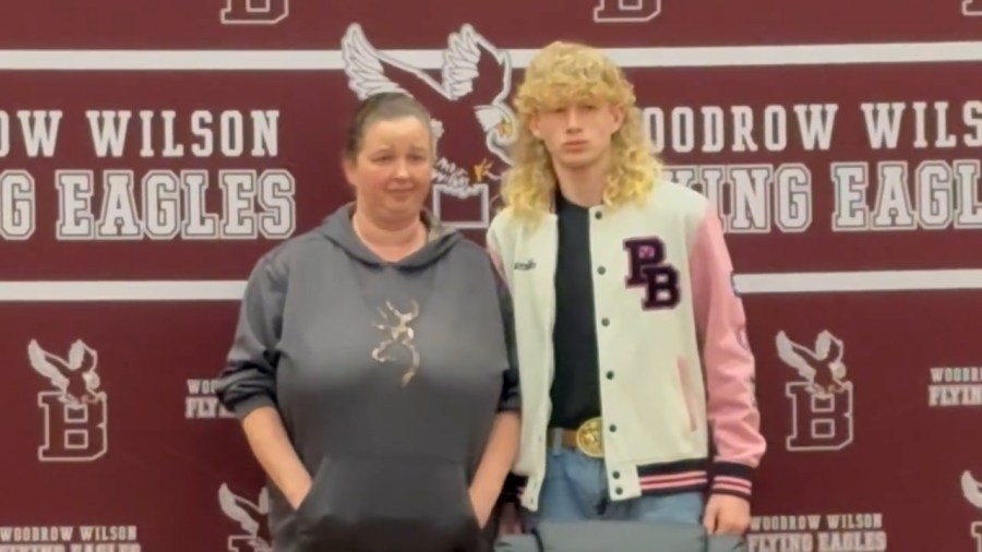 Woodrow Wilson High School hosts signing ceremony for enlisted students