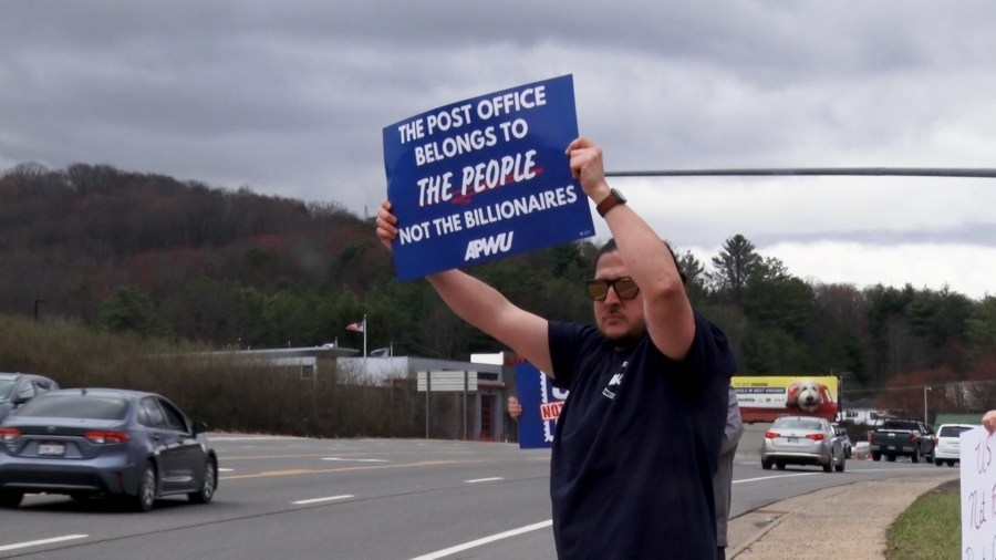 West Virginia postal workers and citizens rally against DOGE cuts to U.S. Postal Service