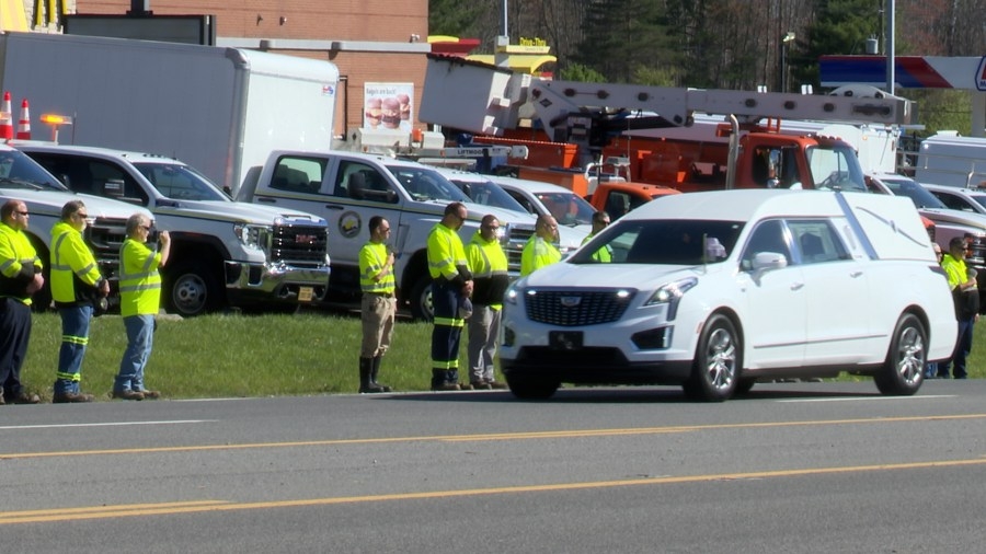 Turnpike employees pay tribute to James Harper, the worker who was killed in I-77 accident