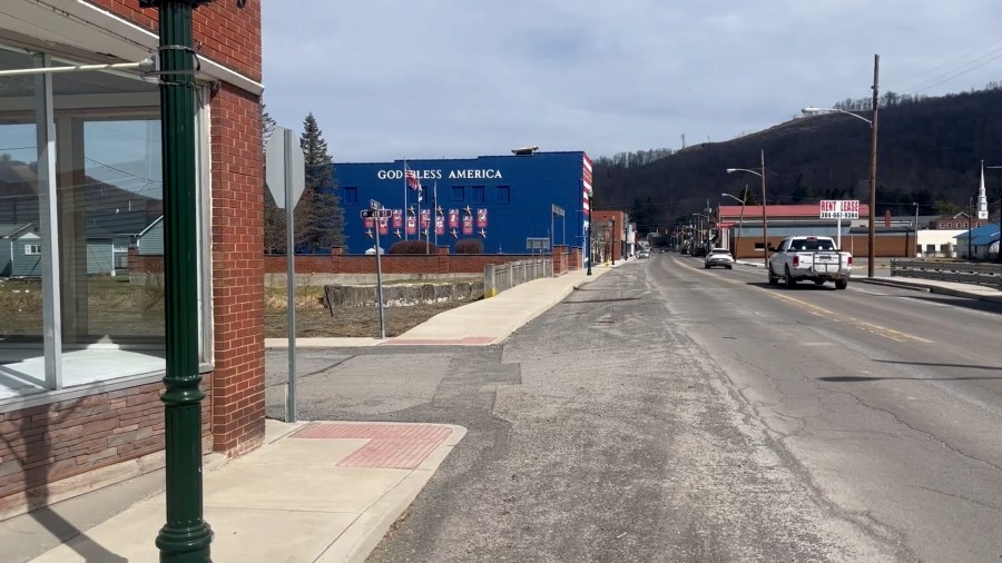 How locally owned businesses help small towns