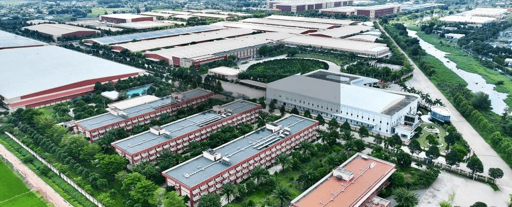 China Insight: Under Dual Pressures of Tariffs and Inventory, China's Fashion Industry Seeks a New Breakthrough