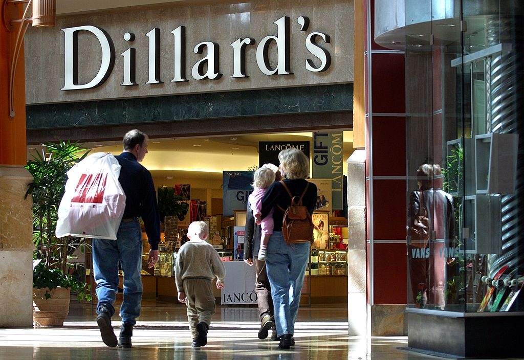 Dillard's Seeks to Reincorporate in Texas